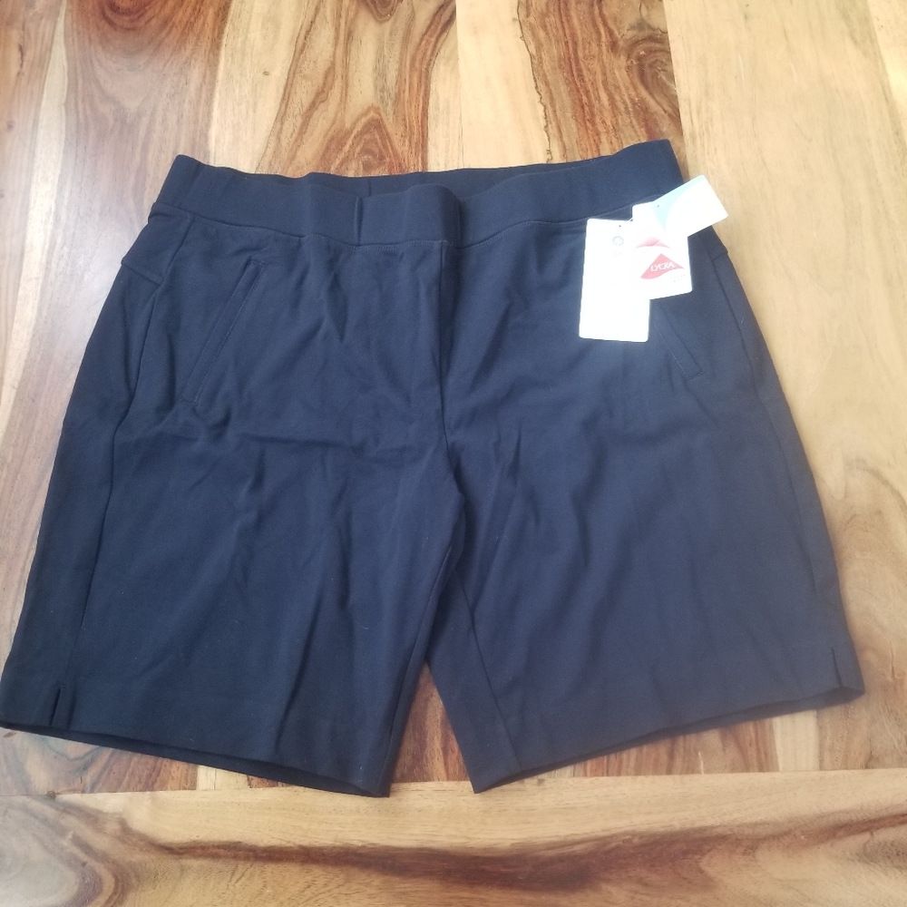NWT Athleta Yoga Shorts